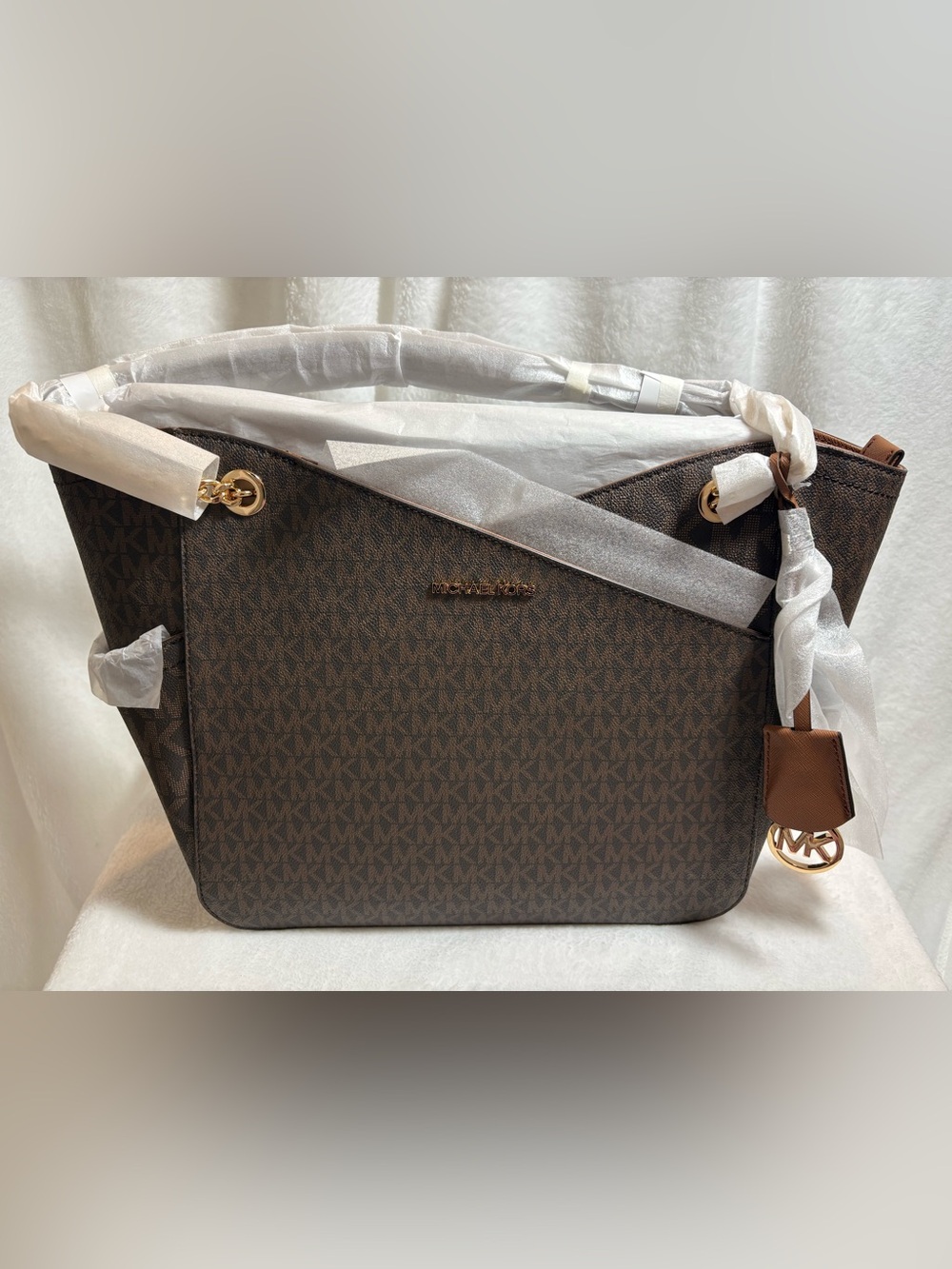 *NWT* MICHAEL KORS Jet Set Large Logo Shoulder Bag - Brown